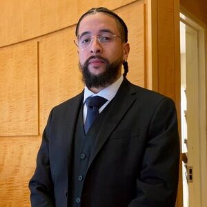 Meet your Posher, Andres